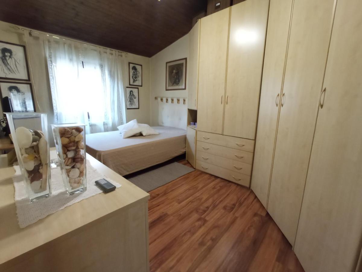 Casina Di Tea Lucca Apartment ภายนอก รูปภาพ