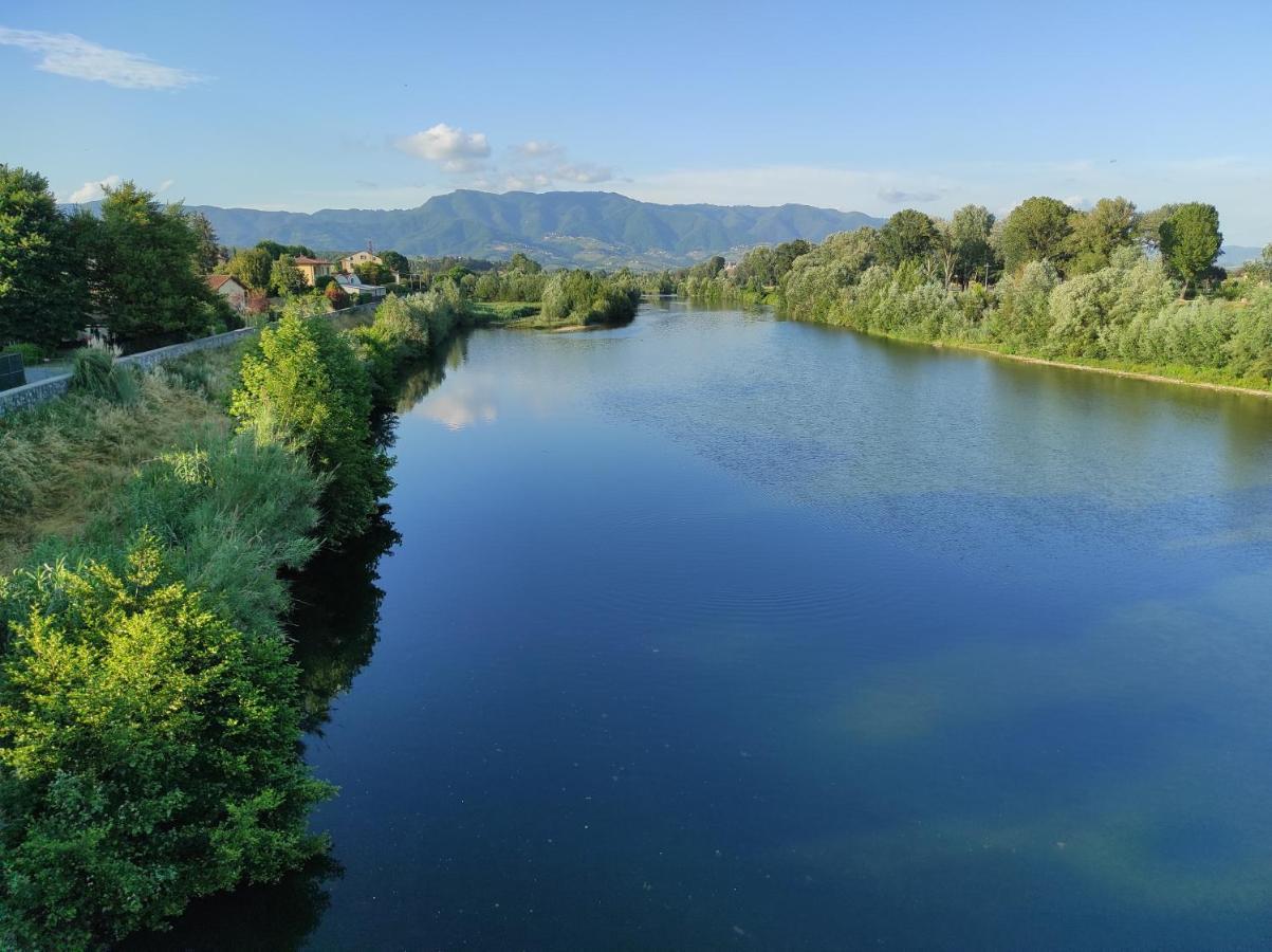 Casina Di Tea Lucca Apartment ภายนอก รูปภาพ